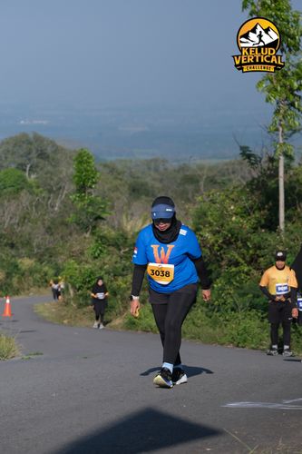 Race photo from Kelud Vertical Challenge 2024