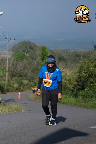 Race photo from Kelud Vertical Challenge 2024