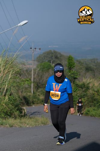 Race photo from Kelud Vertical Challenge 2024
