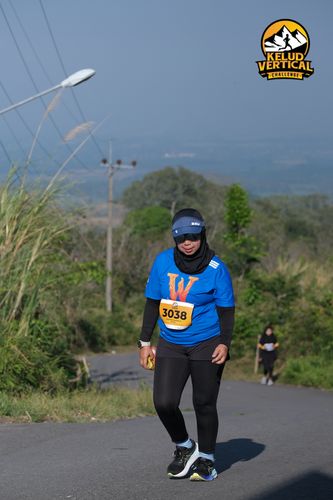 Race photo from Kelud Vertical Challenge 2024