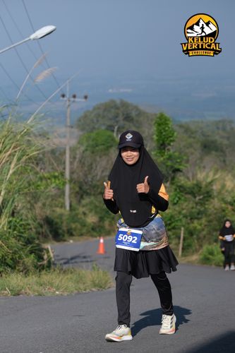 Race photo from Kelud Vertical Challenge 2024