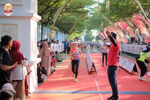 Race photo from Kediri Half Marathon 2024