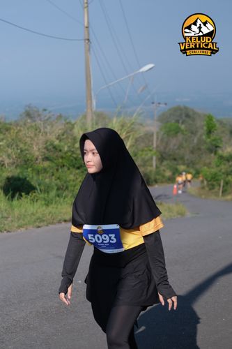 Race photo from Kelud Vertical Challenge 2024