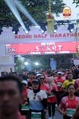 Race photo from Kediri Half Marathon 2025