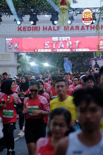 Race photo from Kediri Half Marathon 2025