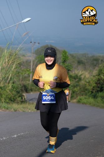 Race photo from Kelud Vertical Challenge 2024