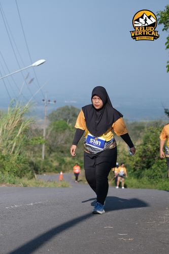 Race photo from Kelud Vertical Challenge 2024
