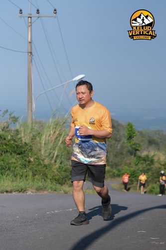 Race photo from Kelud Vertical Challenge 2024