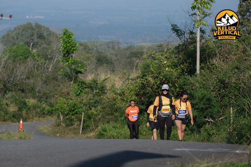 Race photo from Kelud Vertical Challenge 2024