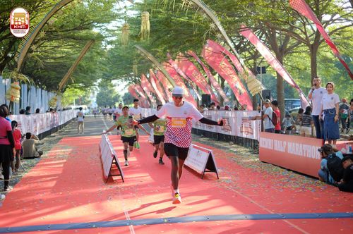 Race photo from Kediri Half Marathon 2024