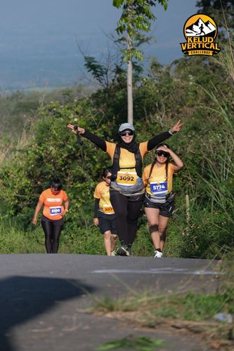 Race photo from Kelud Vertical Challenge 2024