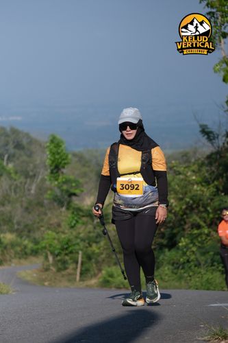 Race photo from Kelud Vertical Challenge 2024