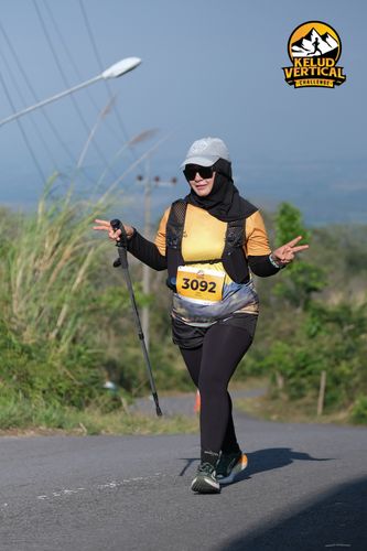 Race photo from Kelud Vertical Challenge 2024
