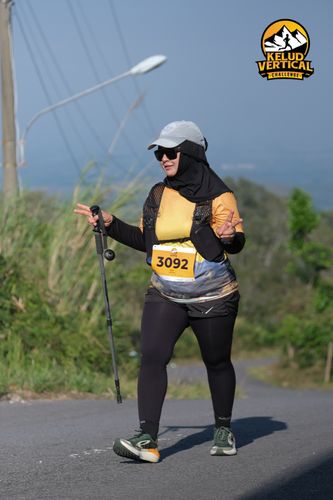 Race photo from Kelud Vertical Challenge 2024