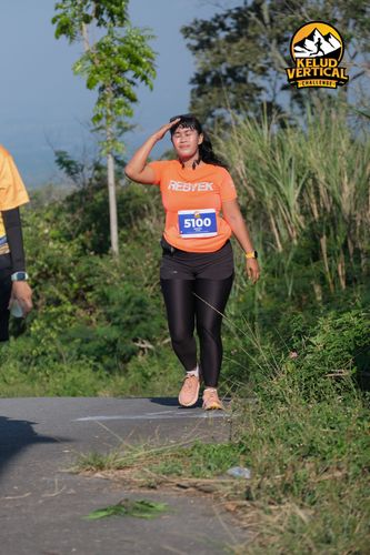 Race photo from Kelud Vertical Challenge 2024