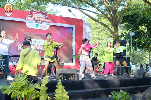 Race photo from Kediri Half Marathon 2024