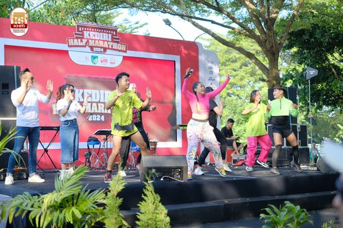 Race photo from Kediri Half Marathon 2024
