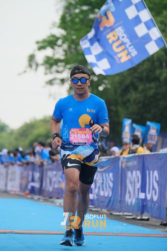 Race photo from Isoplus Run 2024 Surabaya