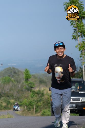 Race photo from Kelud Vertical Challenge 2024
