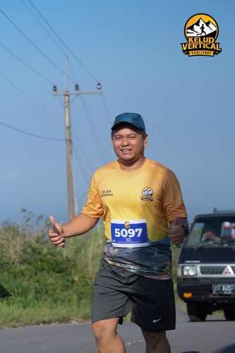 Race photo from Kelud Vertical Challenge 2024