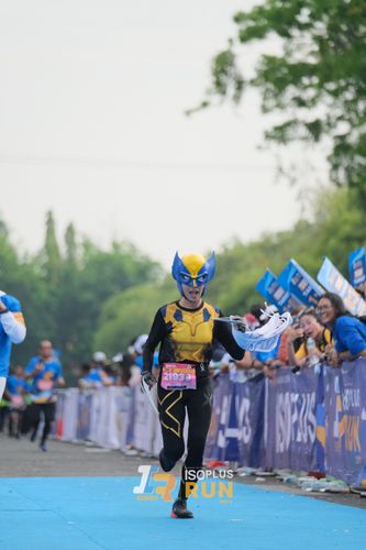 Race photo from Isoplus Run 2024 Surabaya