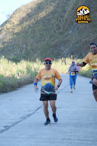 Race photo from Kelud Vertical Challenge 2024