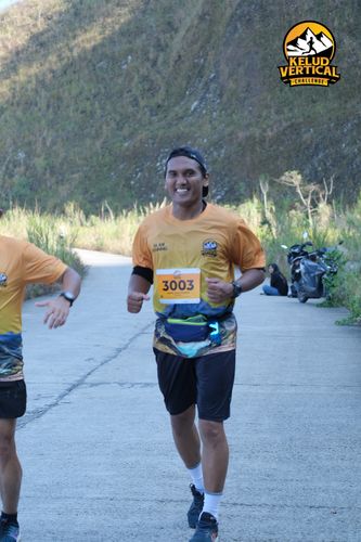 Race photo from Kelud Vertical Challenge 2024