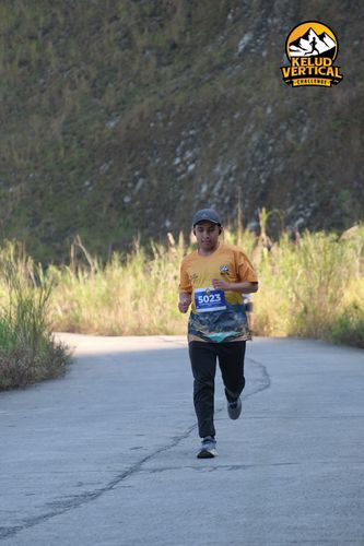 Race photo from Kelud Vertical Challenge 2024