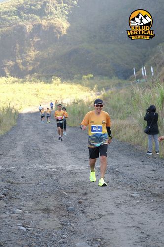 Race photo from Kelud Vertical Challenge 2024