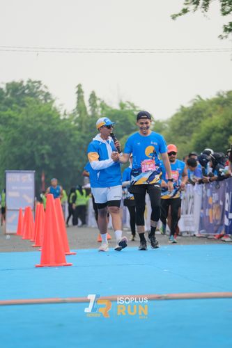 Race photo from Isoplus Run 2024 Surabaya