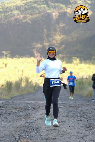 Race photo from Kelud Vertical Challenge 2024