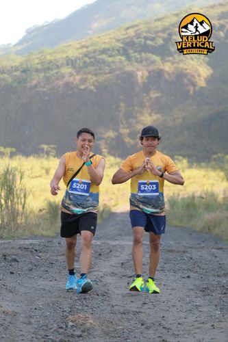 Race photo from Kelud Vertical Challenge 2024