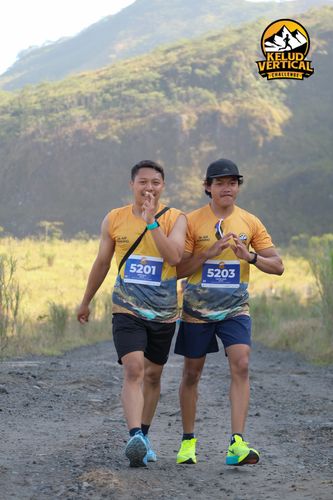 Race photo from Kelud Vertical Challenge 2024