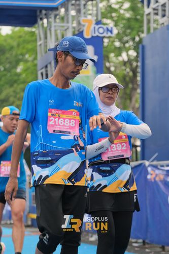 Race photo from Isoplus Run 2024 Surabaya