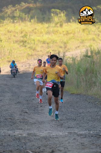 Race photo from Kelud Vertical Challenge 2024