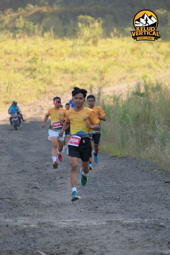 Race photo from Kelud Vertical Challenge 2024