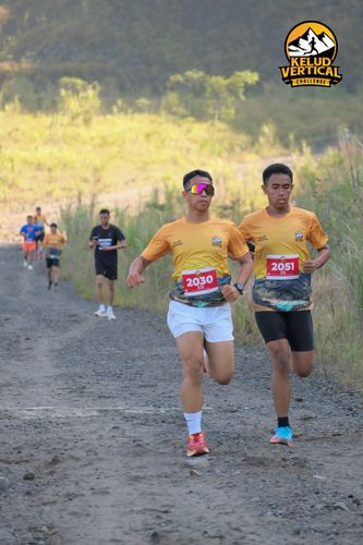 Race photo from Kelud Vertical Challenge 2024