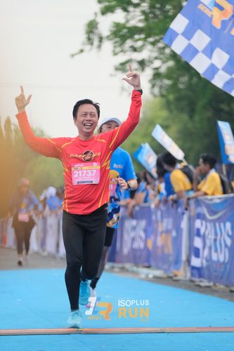 Race photo from Isoplus Run 2024 Surabaya