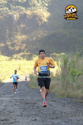 Race photo from Kelud Vertical Challenge 2024