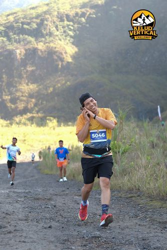 Race photo from Kelud Vertical Challenge 2024