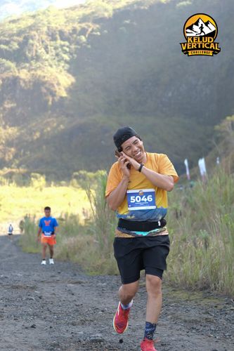 Race photo from Kelud Vertical Challenge 2024