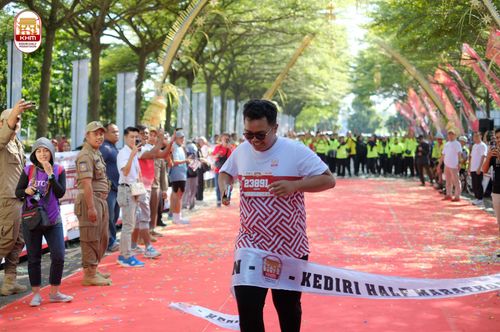 Race photo from Kediri Half Marathon 2024