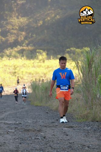 Race photo from Kelud Vertical Challenge 2024