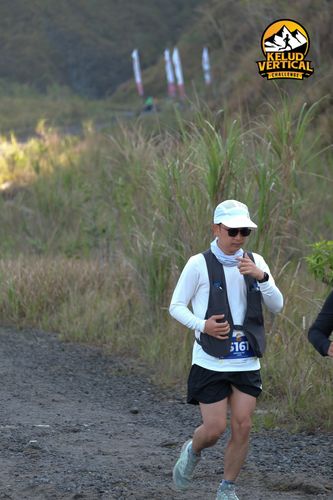 Race photo from Kelud Vertical Challenge 2024