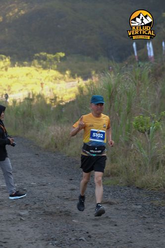Race photo from Kelud Vertical Challenge 2024