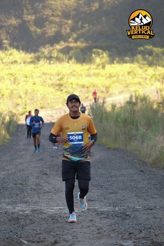 Race photo from Kelud Vertical Challenge 2024