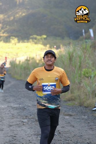 Race photo from Kelud Vertical Challenge 2024
