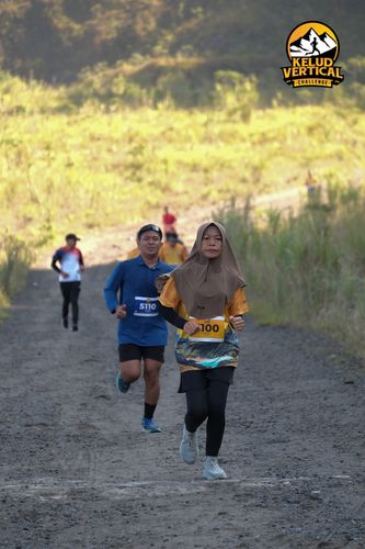 Race photo from Kelud Vertical Challenge 2024