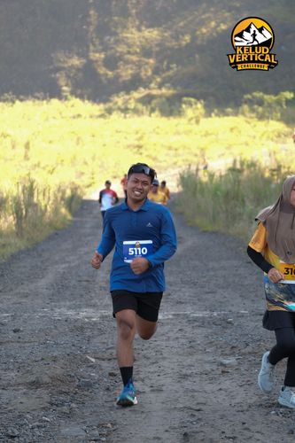 Race photo from Kelud Vertical Challenge 2024