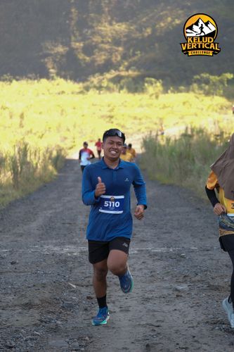 Race photo from Kelud Vertical Challenge 2024
